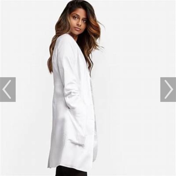 FIGS Aurora Lab Coat - Picture 4 of 14